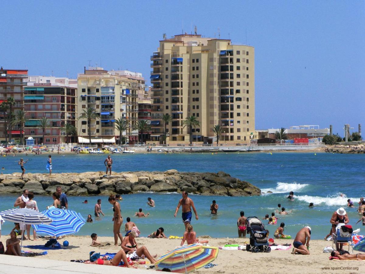 Homely Apartments Casa Torres Torrevieja Luaran gambar